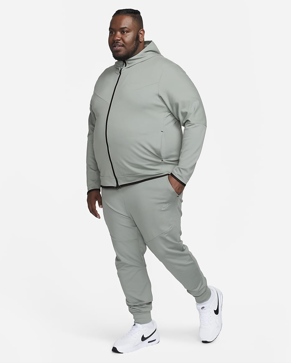 Nike tech fleece slim fit joggers sale